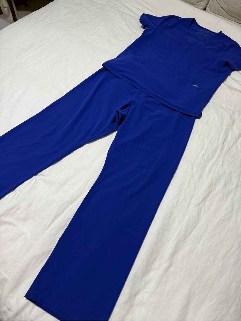 Figs Deep Royal Blue Scrubs, XL Casma Top, XLT Livingston Bottoms - Picture 2 of 8